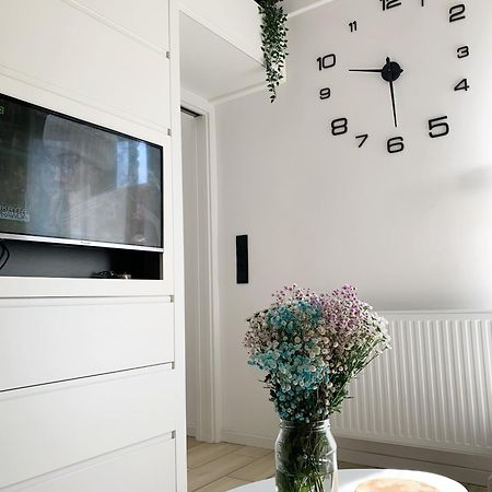 Daisy Apartament กดัญสก์ ภายนอก รูปภาพ